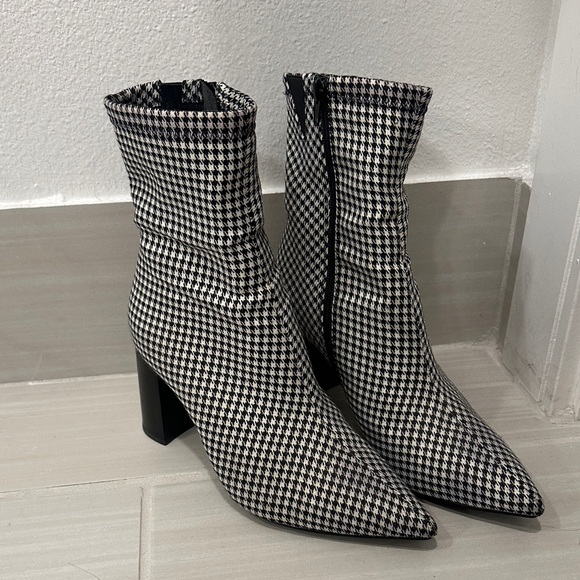 Jeffrey Campbell Shoes - Jeffrey Campbell Houndstooth Heeled Boots - Black and White